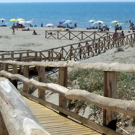 Campsitechalet In Near Sea Incl Airco 샬레